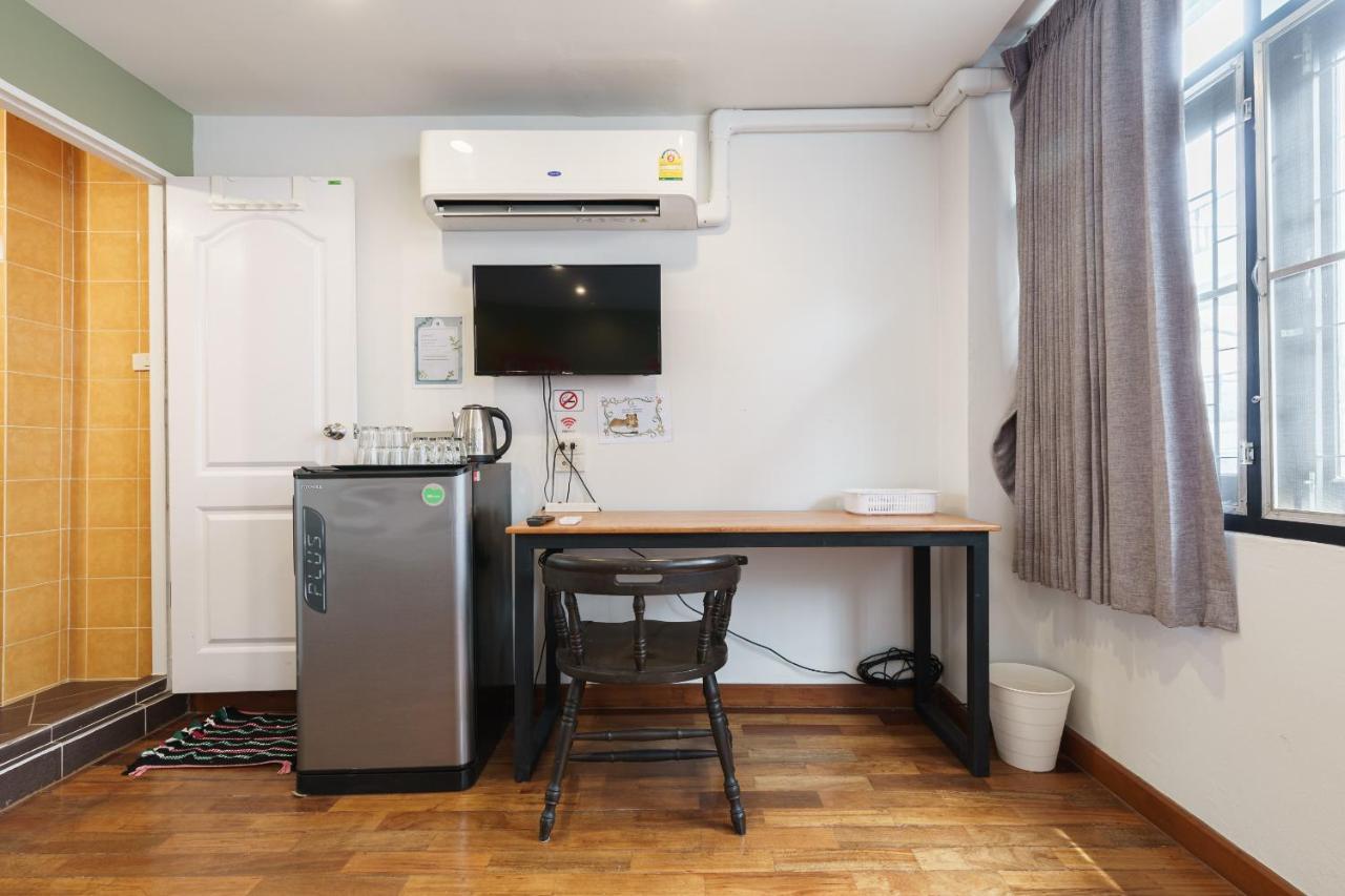 99 Hostel Khaosan Бангкок Екстер'єр фото
